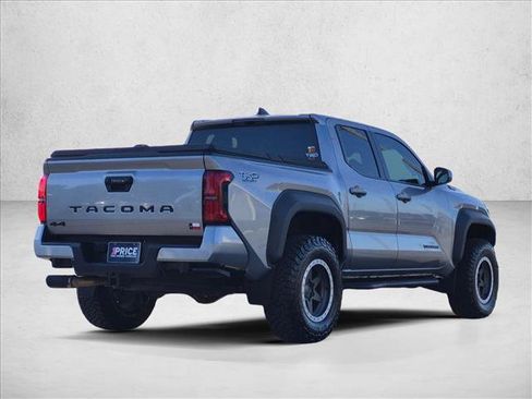 Used 2024 Toyota Tacoma TRD Sport AWD/4WD image 5