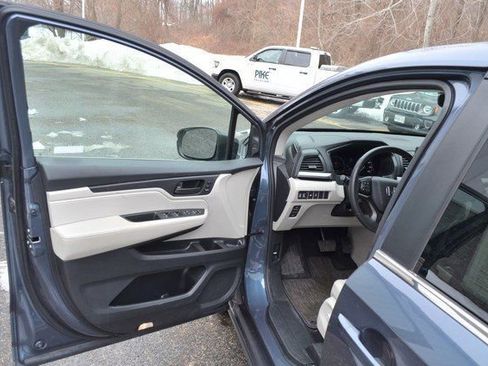 Used 2025 Honda Odyssey EX-L image 15