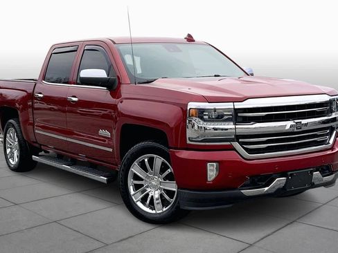 Used 2018 Chevrolet Silverado 1500 High Country image 3