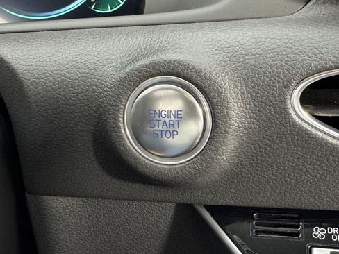 Used 2022 Hyundai Sonata Limited w/ Cargo Package image 22