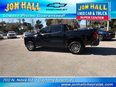 Used 2024 Chevrolet Colorado LT w/ LT Convenience Package image 5