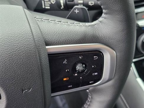 New 2026 Nissan Armada SL w/ Captain's Chari Seat Package image 22