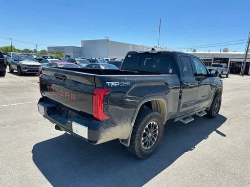 Used 2022 Toyota Tundra SR5 w/ TRD Off-Road Package AWD/4WD image 19