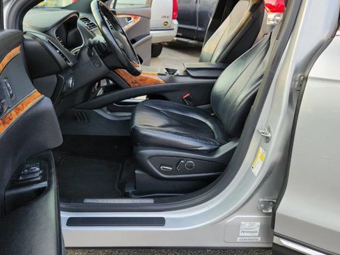 Used 2016 Lincoln MKX Select w/ Select Plus Package image 24