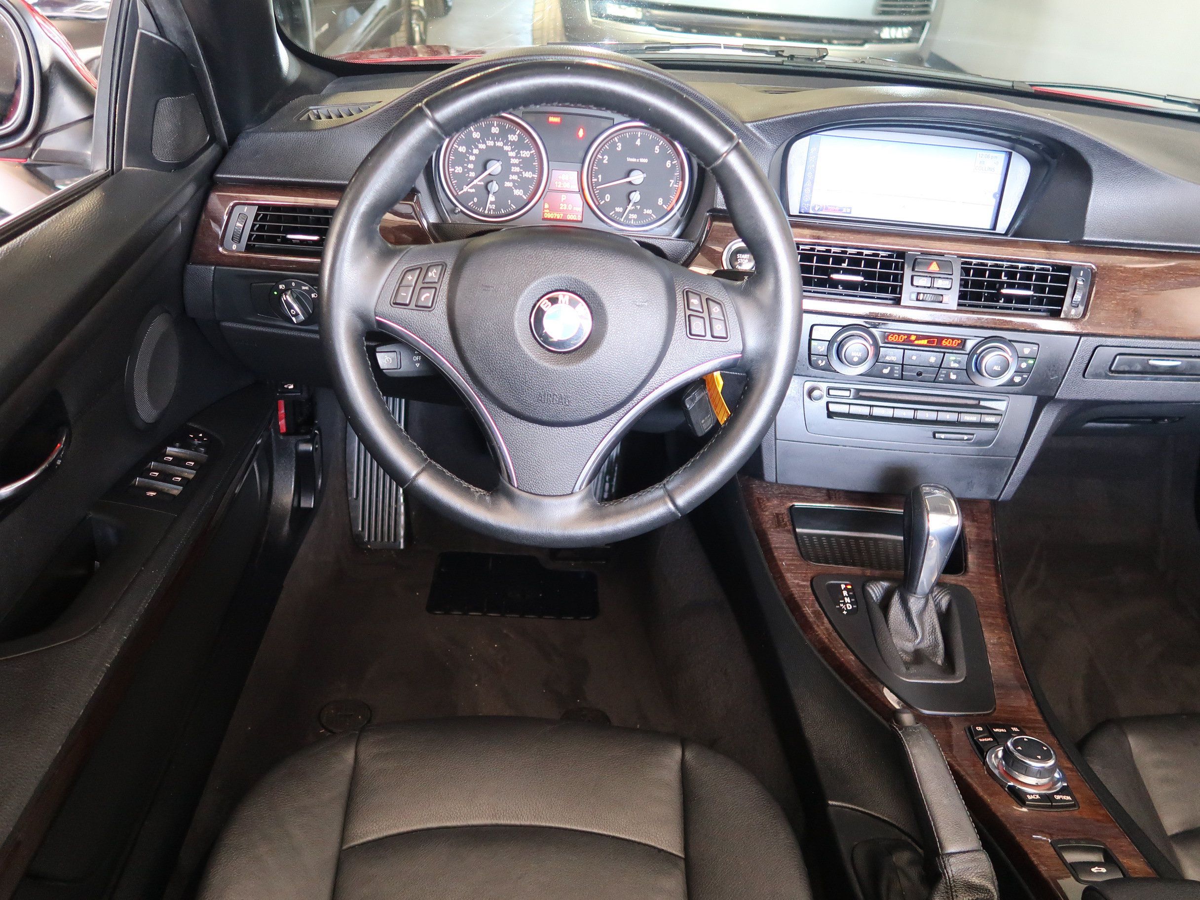 Used 2012 BMW 328i Convertible RWD image 14