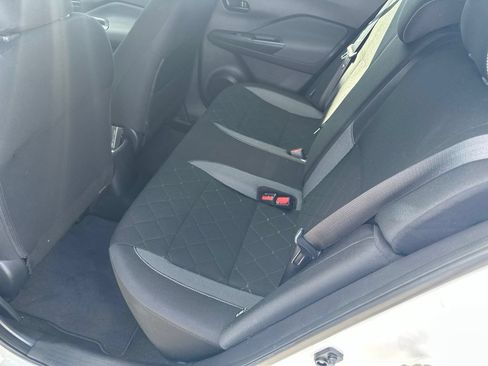 Used 2020 Nissan Kicks S FWD image 17