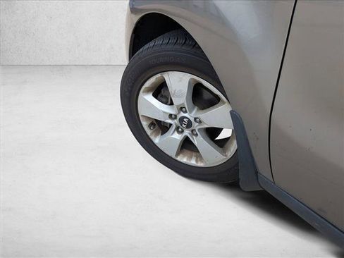 Used 2018 Kia Soul image 8