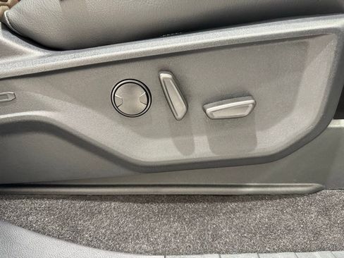 New 2024 Ford F150 XLT w/ Equipment Group 303A High image 15