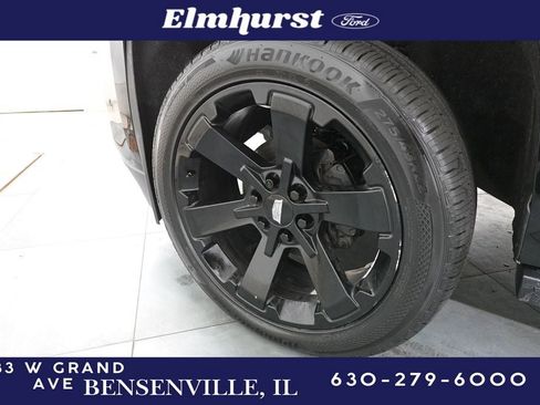 Used 2020 Cadillac Escalade Platinum w/ Escalade Sport Edition image 30