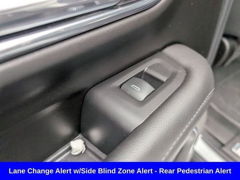 Used 2023 Chevrolet Tahoe Z71 image 12