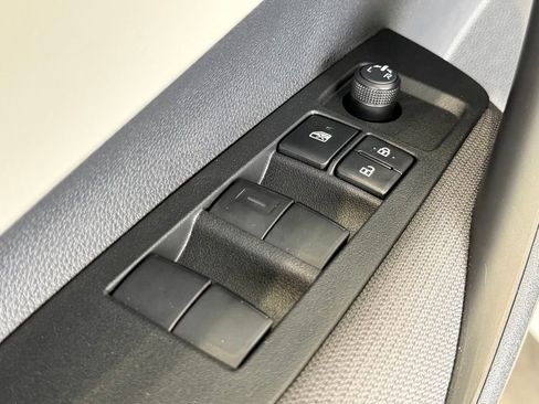 Used 2026 Toyota Corolla LE FWD image 20