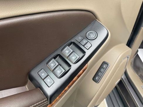 Used 2018 Chevrolet Suburban Premier w/ Max Trailering Package AWD/4WD image 21
