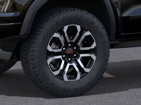 New 2026 GMC Canyon AT4 w/ Technology Plus Package image 9