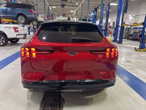 Used 2022 Ford Mustang Mach-E Premium image 7