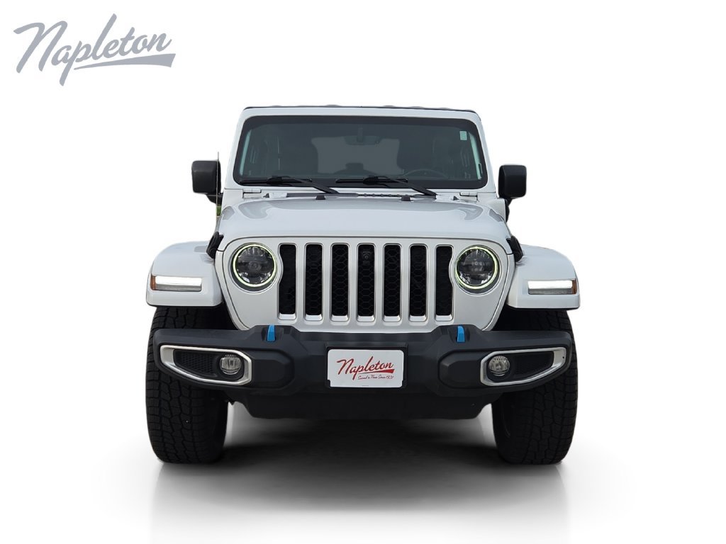 Used 2023 Jeep Wrangler Unlimited Sahara w/ Cold Weather Group AWD/4WD image 9