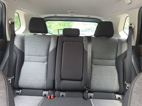 Used 2021 Nissan Rogue SV AWD/4WD image 14