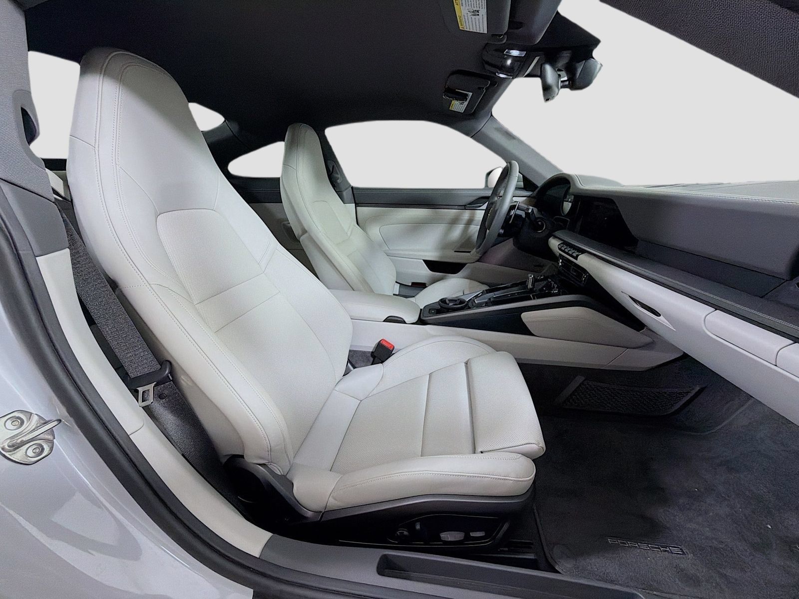 Used 2024 Porsche 911 Carrera RWD image 30
