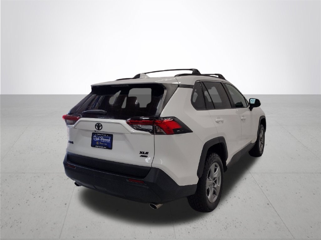 Used 2022 Toyota RAV4 XLE w/ XLE Grade Weather Package AWD/4WD image 14