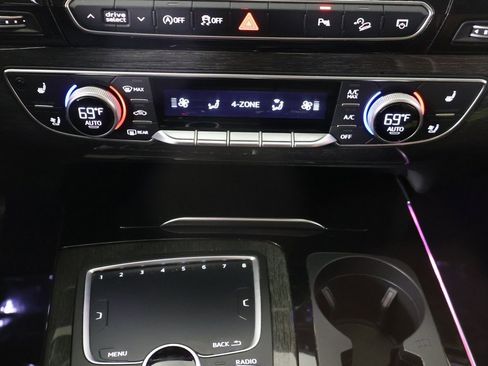 Used 2018 Audi Q7 3.0T Prestige image 59