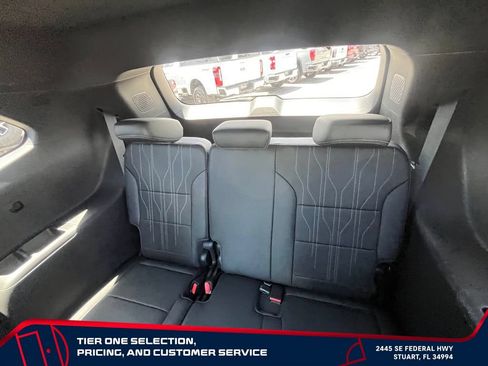 New 2026 Buick Enclave Avenir w/ Super Cruise Package AWD/4WD image 32