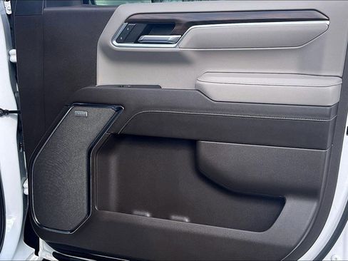 Used 2024 GMC Sierra 1500 SLT w/ SLT Premium Plus Package image 19