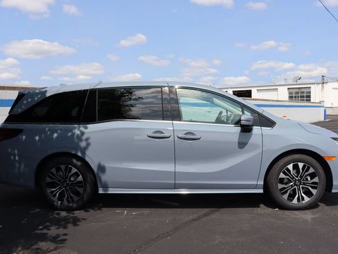 Used 2026 Honda Odyssey Elite image 6