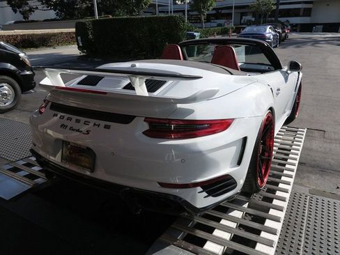 Used 2015 Porsche 911 Turbo S image 47