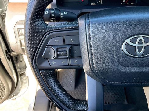 Used 2024 Toyota Tacoma SR5 image 18