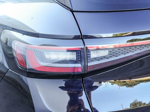 New 2026 Volkswagen ID.4 Pro S image 9