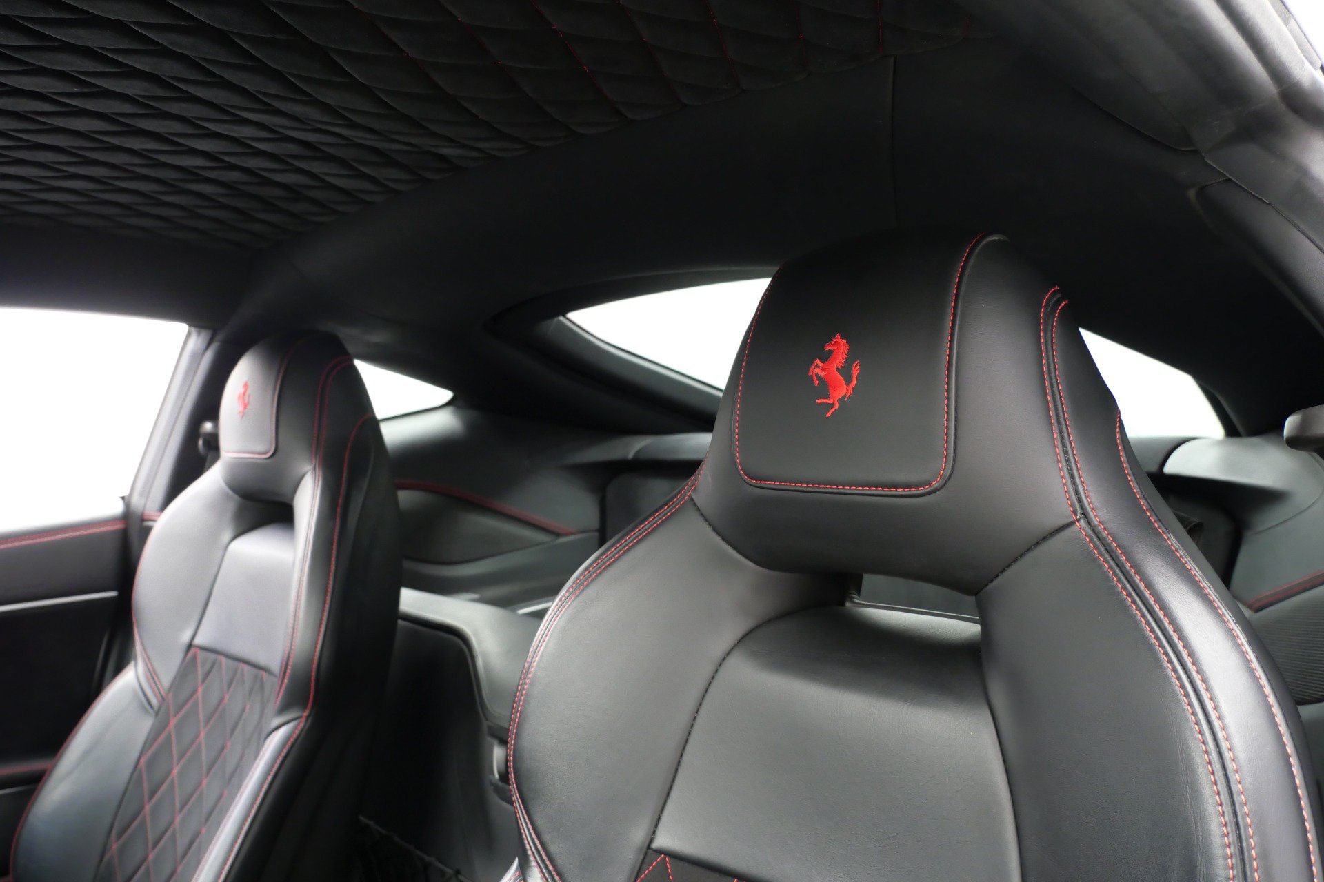 Used 2015 Ferrari F12 Berlinetta RWD image 18