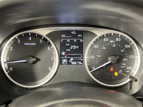 Used 2023 Nissan Kicks S image 11