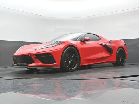Used 2021 Chevrolet Corvette Stingray Preferred Conv w/ Z51 Performance Package RWD image 26