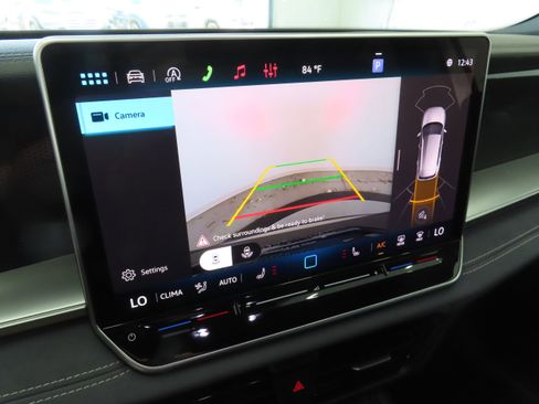 New 2026 Volkswagen Tiguan SE R-Line FWD image 19