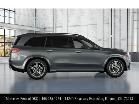 New 2026 Mercedes-Benz GLS 450 4MATIC image 17