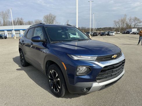 Used 2022 Chevrolet TrailBlazer LT AWD/4WD image 11