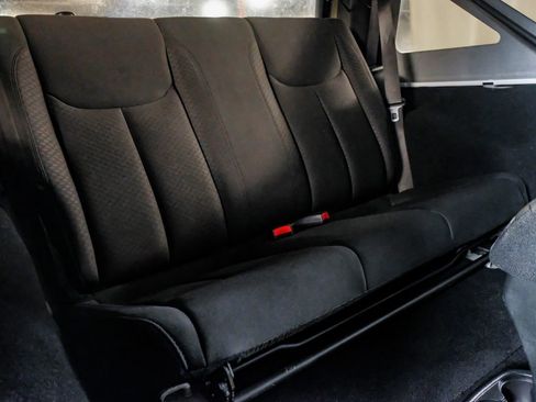 Used 2018 Jeep Wrangler Sport image 27