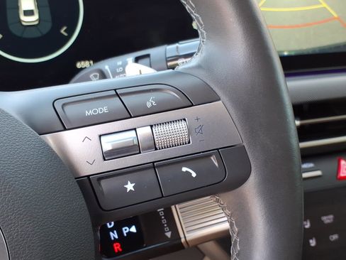 Certified 2025 Hyundai Sonata Limited FWD image 26