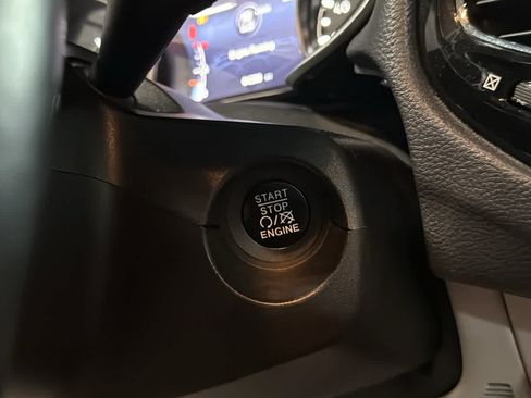 Used 2018 Jeep Compass Limited w/ Navigation Group AWD/4WD image 20