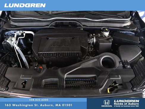 Used 2023 Honda Pilot Sport image 33