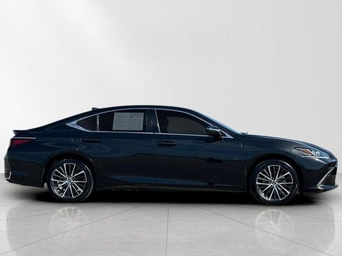 Certified 2023 Lexus ES 300h w/ Premium Package image 7