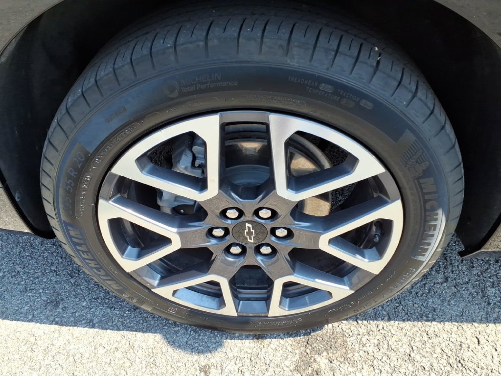 Used 2025 Chevrolet Blazer RS FWD image 5