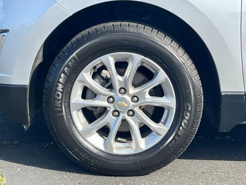 Used 2020 Chevrolet Equinox LT image 26