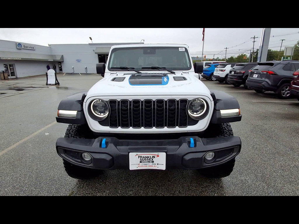 Used 2024 Jeep Wrangler Unlimited Rubicon 4xe w/ Convenience Group AWD/4WD image 32