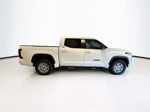 New 2026 Toyota Tundra SR5 AWD/4WD image 7