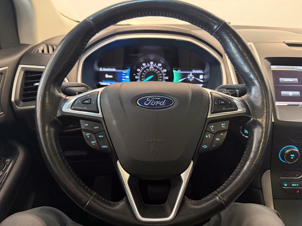 Used 2015 Ford Edge SEL w/ Equipment Group 201A AWD/4WD image 22