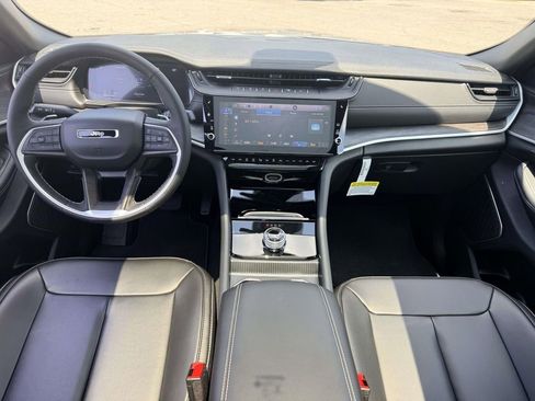 New 2026 Jeep Grand Cherokee Limited w/ Limited Altitude Package RWD image 25