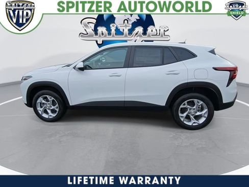 New 2026 Chevrolet Trax LS w/ LS Convenience Package image 5