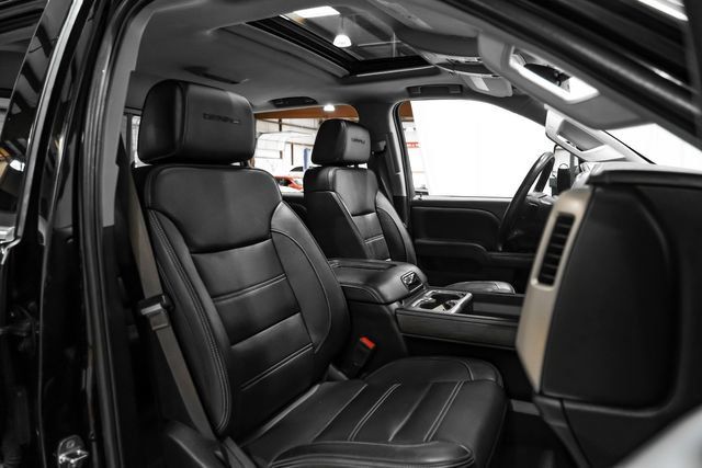 Used 2017 GMC Sierra 2500 Denali w/ Duramax Plus Package AWD/4WD image 38