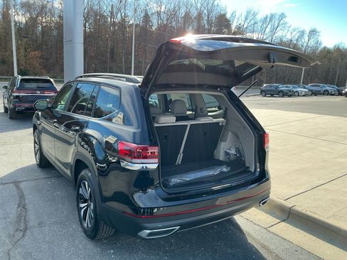 New 2026 Volkswagen Atlas SE image 13