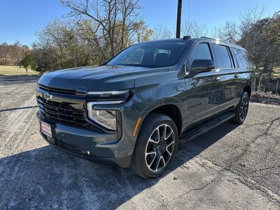 New 2026 Chevrolet Suburban RST